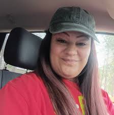 What other food options to serve with smoked brisket at a graduation party?