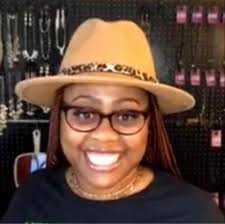 Happy 62nd Birthday, Christopher "Play" Martin! He's an actor and rapper  known for being a Kid 'n Play duo member. 🥳🎂🎉 #ChristopherMartin  #ChristopherPlayMartin #HouseParty #ClassAct #ChristopherReid #Birthday  #NewYork