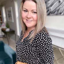 Meet Christina Marie Carr another one of the fabulous women working behind  the scenes! 👋 I'm Christina, principal designer at CC Interiors.  Empowering and supporting women in business in a small town