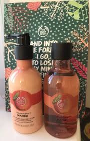 Discover our selection of sweet smelling pampering gift sets and treat yourself or someone special for less. Body Shop Christmas Gift Set Mango Shower Gel And Mango Whipped Lotion New Ebay The Body Shop Gifts The Body Shop Body Shop At Home