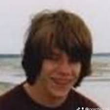 porches_hiii (@porches_hiii)