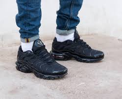 Black Air Max Plus Womens Nike Air Max Plus Triple Black Ya Disponibles En Calle Alfonso Plaza San Sebastian Y Online Link In Bio Ai Fashion Shoes All Black Sneakers Black Sneaker