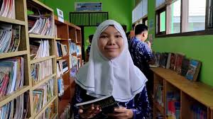 Produk aplikasi perpustakaan sekolah gratis by noos inc. Profil Perpustakaan Uptd Smp Negeri 1 Pelaihari Youtube