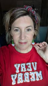 Do you praise her earrings? #TheFamilyChantel