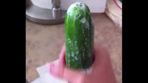 Practicing with a veggie - XNXX.COM