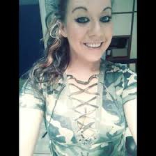 Angela Affleck (onbeautyduty)