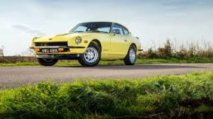 The datzun has a 6 zylinder engine. Datsun 240z Review History Prices And Specs Evo