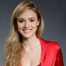 Under the cut you'll find ## small to medium gifs of the brazilian actress isabelle drummond in the period soap opera novo mundo (with the exception of. Isabelle Drummond Ecured