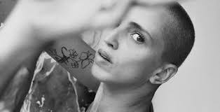 Paula Sousa's Instagram, Twitter & Facebook