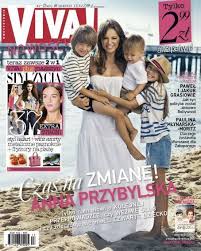 Dowodem na potwierdzenie tych słów są wykonane przez przyjaciółkę zdjęcia, którymi pochwaliła się w mediach społecznościowych. Anna Przybylska Oliwia Bieniuk Szymon Bieniuk Jas Bieniuk Viva Magazine 16 August 2012 Cover Photo Poland