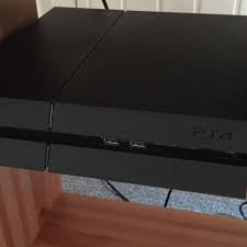 Es gibt aber auch andere infos die besagen, dass es schlicht eine weiterentwicklung für die ps 3 geben wird. Kriegt Die Ps4 Wenn Sie Hier Steht Genug Luft Lufter Playstation