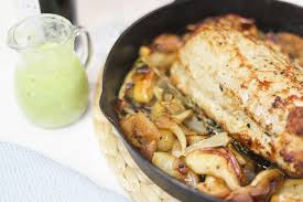 Receita de Lombo de Porco com Maçãs e Molho de Maçã Verde - Clara de Sousa