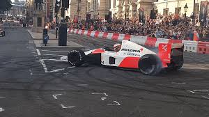 Don't ever do donuts in the streets of darwin, australia, because not even professional drivers can get away with that stunt. Formula 1 Cars Ripping Through City Streets And Doing Donuts Will Always Rule Formula 1 Car Formula 1 City Streets