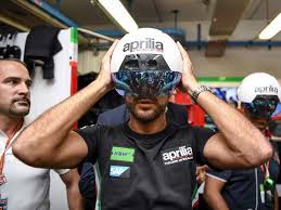 Visita ebay per trovare una vasta selezione di helmet motogp. Aprilia Augmented Reality Motogp Helmet A Closer Look Drivespark