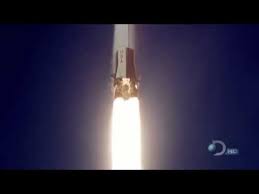 © expresso tiago pardal, líder da omnidea, junto ao protótipo de motor do foguetão português. Lancamento De Foguete Saturn V Youtube