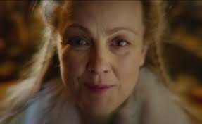 Ottesen was born in floro, and grew up in , where she attended theater school. Vikingane 2016