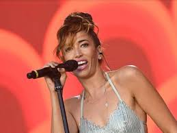 Nina zilli, carlo rossi in l'inferno. Nina Zilli Un Brano Che Unisce Amore E Ecologia Nato In Quarantena Corriere It