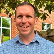 Peter Carnell's Instagram, Twitter & Facebook