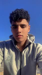 فيديوهات أنشأها 💔💔Omar Wael💔💔💔 (@omar.wael029) باستخدام انت هتيجى  معايا