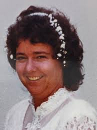 Lori Clapper's Instagram, Twitter & Facebook