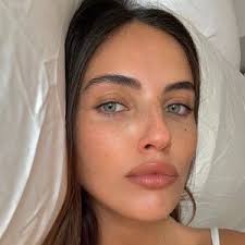 Laura Bsd 🦋 (@laubsd_new)