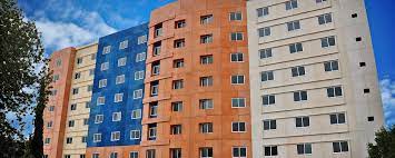 In toluca lake there are a lot of bars, restaurants, coffee shops, and parks. Courtyard Toluca Tollocan Toluca Business Hotels