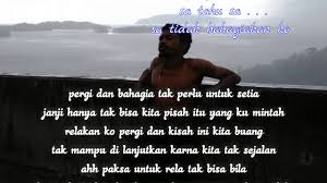 Apakah dia juga mengalami apa yang aku alami atau tidak, aku tak tahu. Nh2f Sa Tra Sempurna Karmul Star Fam Z Just Lyrics Youtube