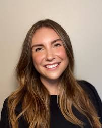 Kayla Schell's Instagram, Twitter & Facebook