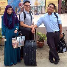 Jun 16, 2021 · tempat kedua dimenangi pelajar universiti pendidikan sultan idris (upsi) kampus sultan azlan shah, nurul fatin aqilah rahim, 24, yang mewakili besut manakala tempat ketiga disandang guru sekolah menengah kebangsaan (smk) tengku ibrahim, setiu, suhana hussin, 33. Smk Tengku Idris Shah Kapar Selangor