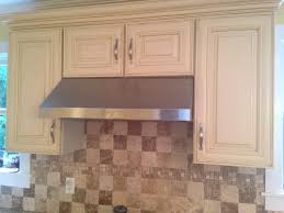 wall paint color with cream kitchen