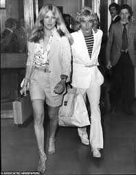 Find the celebrities who have their first name as jason. Rod Stewart Steps Out In Embellished Jacket And Leopard Print Loafers Rod Stewart Alana Stewart Famous Couples
