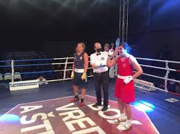 Boksta bayanlar 69 kiloda gayret eden busenaz sürmeneli de finale yükseldi. Busenaz Surmeneli Den Altin Buse Naz Cakiroglu Ndan Gumus Madalya