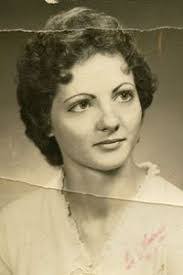 Ellen Tripp's Instagram, Twitter & Facebook