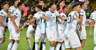 يصطدم منتخب الأرجنتين بنظيره تشيلي اليوم الجمعة 4 يونيو، على أرضية ملعب أونيكو مادري دي سيوداديس، وذلك لحساب منافسات الأسبوع… يواجه منتخب الأرجنتين نظيره بيرو، مساء يوم الأربعاء 18 نوفمبر، على استاد بيرو الوطني، ضمن منافسات الجولة الرابعة في. Ø§Ù„Ø£Ø±Ø¬Ù†ØªÙŠÙ† ØªØªØ£Ù‡Ù„ Ù„Ø£ÙˆÙ„Ù…Ø¨ÙŠØ§Ø¯ Ø·ÙˆÙƒÙŠÙˆ 2020 ÙˆØ§Ù„Ø¨Ø±Ø§Ø²ÙŠÙ„ Ù…Ù‡Ø¯Ø¯Ø© Ø¨Ø§Ù„Ø¥Ù‚ØµØ§Ø¡ ÙÙŠØ¯ÙŠÙˆ Ø§Ù„ÙŠÙˆÙ… Ø§Ù„Ø³Ø§Ø¨Ø¹