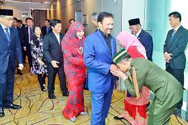 Unfortunately for raja abdullah, the straits settlements governor at that time was sir harry ord and the governor was a friend of ngah ibrahim, who had unresolved issues with raja abdullah. Berangkat Tiba Bagi Ulang Tahun Singapura Media Permata Online