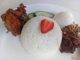 Bila lisa memberitahu sambal nasi lemak dia sangat kebabom, ada juga yang mengecam dengan menulis lisa sangat meninggikan diri. Nasi Lemak Sambal Strawberry Di The 200 Seeds Cafe Cameron Highlands