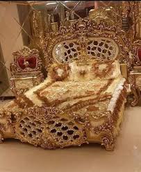 Pin By Julie Klein On Gold Dream House Decor Royal Furniture Luxurious Bedrooms