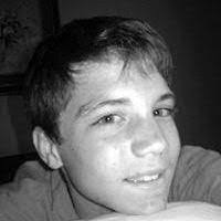 Caio Holtz's Instagram, Twitter & Facebook