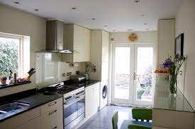 Some tiny houses, as you'll see below, build out relatively sizable kitchens while other designs have tiny kitchens (that is tiny for a tiny home). Home Victorian Terraced House Kitchen Ideas