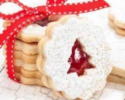 Recette De Sables De Noel Fourres A La Confiture De Fraises Recette Sables De Noel Recette Sable Gateau Noel