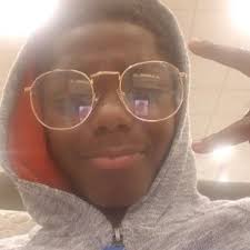 Logan Ball (@IceyBOfficiall)