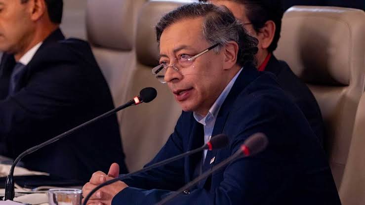 Presidente Petro pide investigar posible injerencia extranjera en  elecciones de Colombia - Risaraldahoy.com