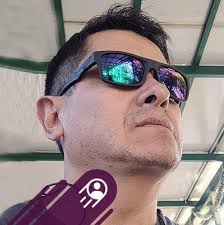 🚨🔍 La Generación Z protagonizó las protestas que comenzaron contra el  gobierno de Dina Boluarte y se intensificaron el 15 de octubre con  movilizaciones contra José Jerí. Estos jóvenes, que crecieron en