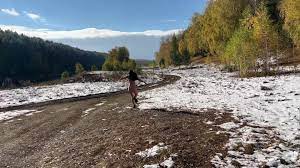Sweetie Fox - Crazy Girl Takes Off Her Clothes In Cold