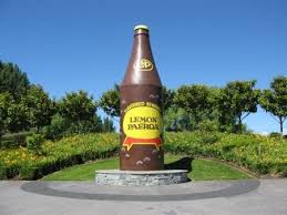Paeroa L P Statue Bottle New Zealand Corona Beer Bottle