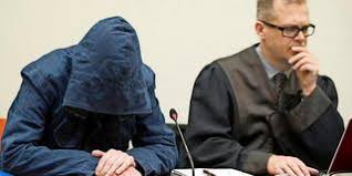 Oct 16, 2013 · zschäpe wird die mittäterschaft bei allen morden, anschlägen und überfällen vorgeworfen. Erstes Nsu Urteil Rechtskraftig Zschape Revision Steht Noch Aus