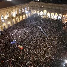 Ben servita con negozi di affittasi locale commerciale in zona piazza bologna, precisamente in via giano della bella, zona densamente popolata, e ricca di attività commerciali, a. Sardine Chi Sono Cosa Vogliono E Perche Questo Nome