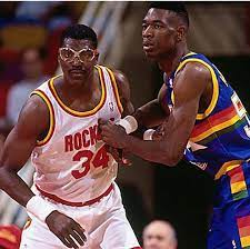 Olajuwon And Dikembe Hakeem Olajuwon Hakeem Top Nba Players