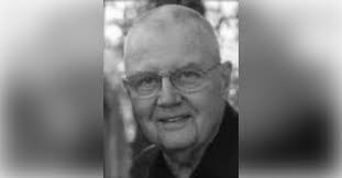 Leonard Schultz's Instagram, Twitter & Facebook