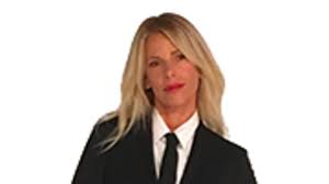 Martedì 3 marzo è andata in onda una nuova puntata anche le iene, dicevamo, come buona parte dei programmi televisivi italiani, sta andando in onda senza pubblico per adeguarsi alle indicazioni sul. Alessia Marcuzzi Le Iene